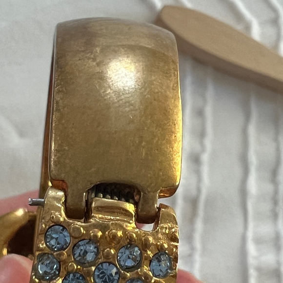 ALEXANDER MCQUEEN VINTAGE GOLD SKULL BRACELET - Picture 7 of 7